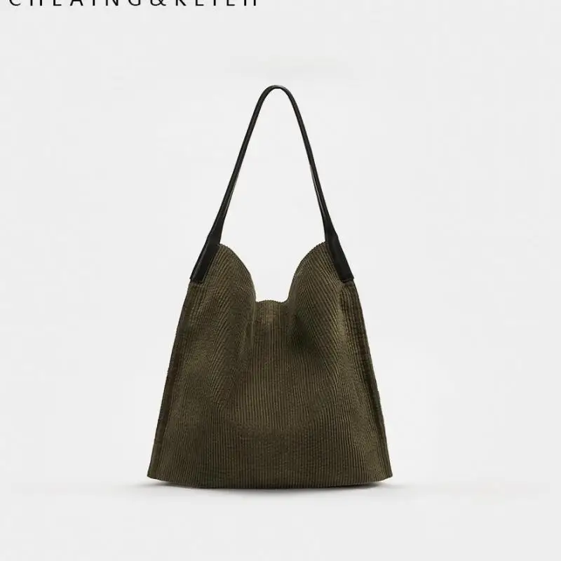 

2026 Ретро оригинальный дизайн, полосатый вельвет, большая вместительная квадратная женская сумка, персонализированные высококачественные сумки на одно плечо, модные