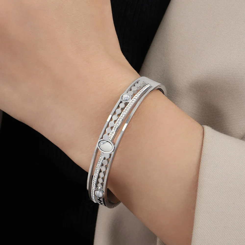 Inlaid Turquoise Stainless Steel Bracelet For Women Gold-Plated  Hollow Women\'s Hand Bracelets Simple Elegant Geometric Bangle