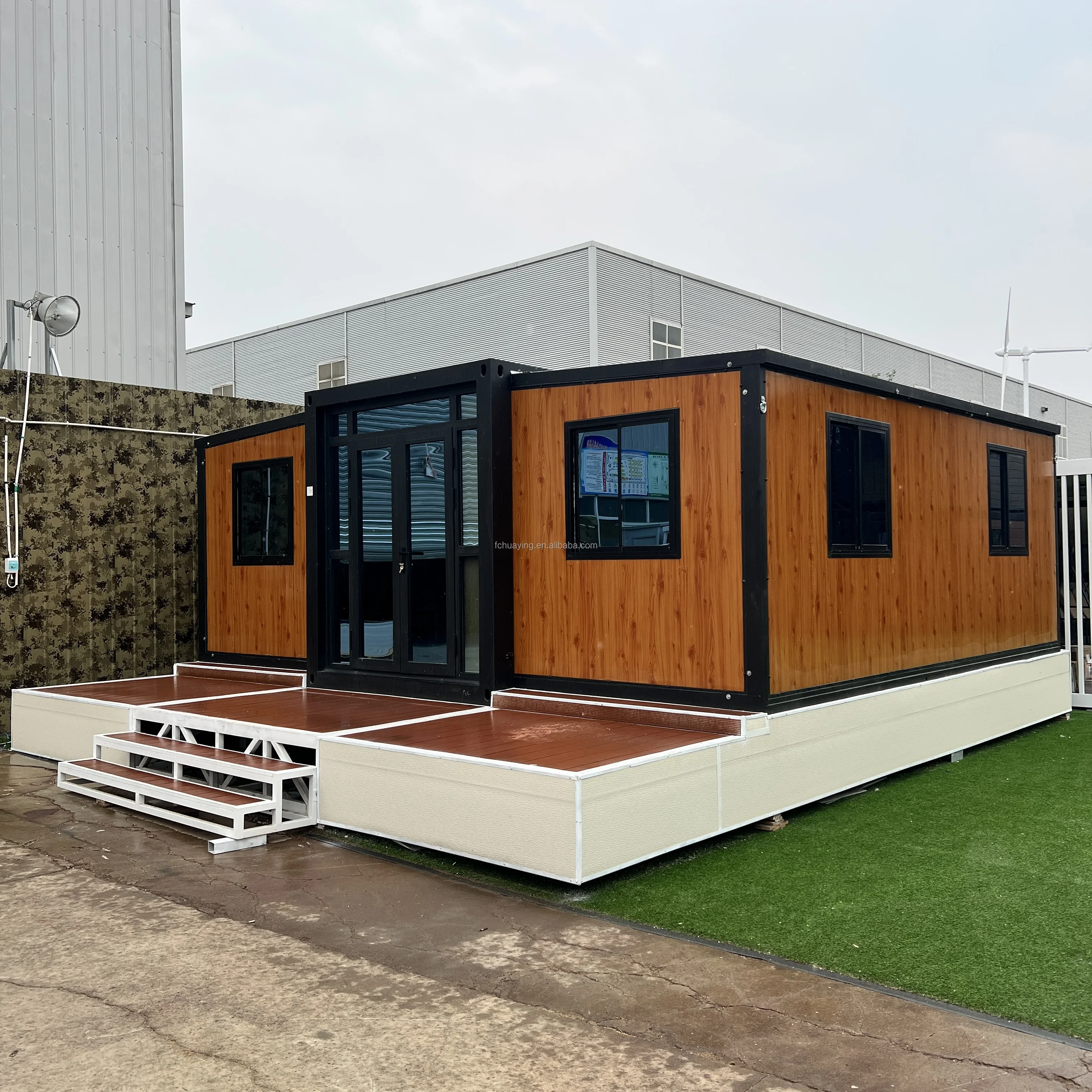 Customized China Factory Direct 20ft Luxury Container Homes Tiny House Prefab Modular House With Free Designs