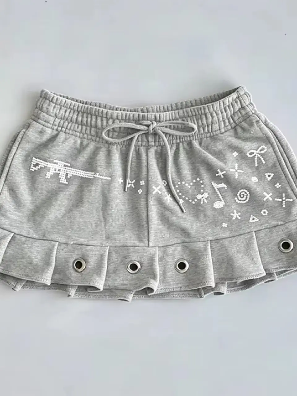 Y2K Strass-Minirock für Damen mit Kordelzug, Elastischer Taille, Rüschensaum, Gotischer Ösen-Plissee-Kurzrock, Niedlicher Musiknoten-Design – Detail 4