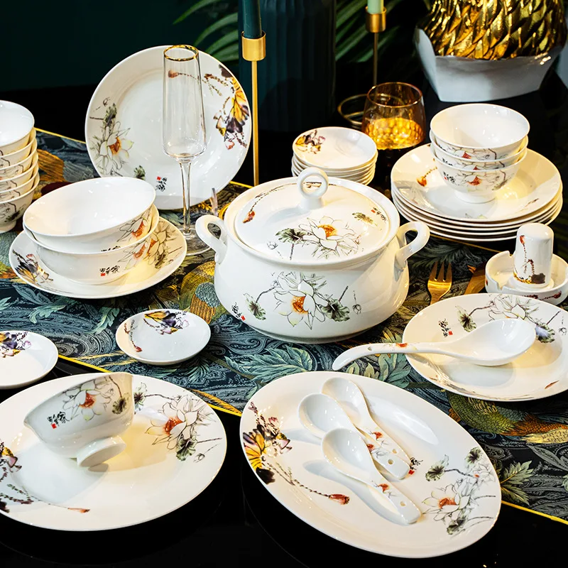 

Jingdezhen Ceramic Tableware 56 Head Tableware Set Blossoms Bowl Plate Plate Ceramic Tableware Gift