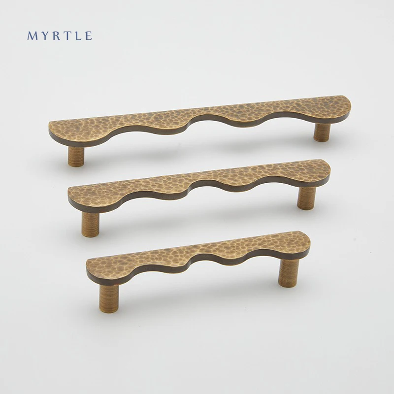 Myrtle Solid Brass Hammered Texture Art Deco Kitchen Cabinet Knobs Spherical Bars Bedroom Wardrobes Wave Pull Drawer Handle