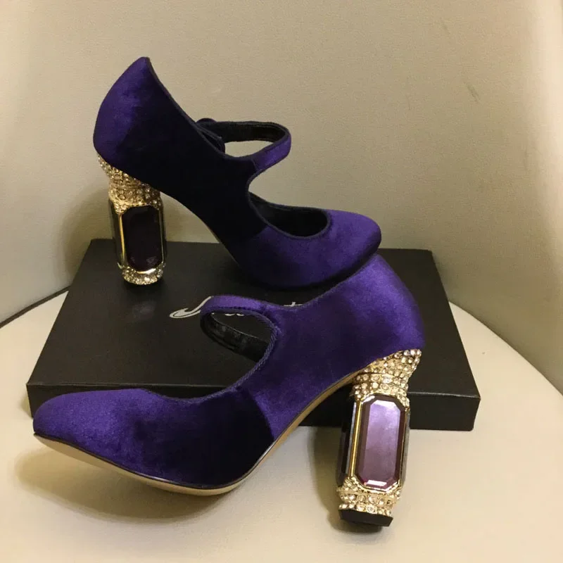 2025 New Velvet Round Toe Women Sandals Gemstone Rhinestone Bling Bling Heel Chunky High Heels Shallow Fashion Party Stage Shoes