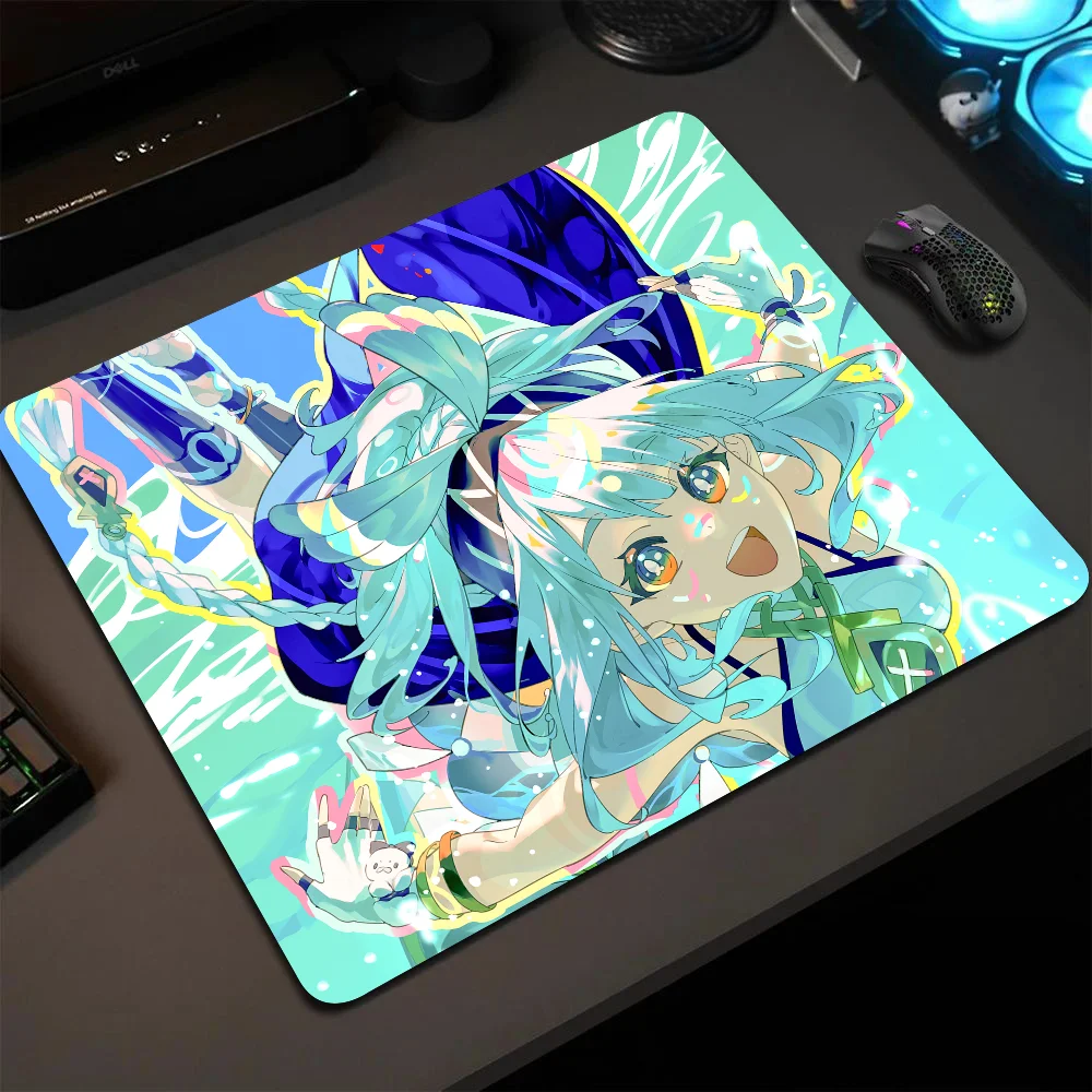 

Mualani Genshin Impact Mousepad Small LockEdge Mouse Pad For Gamers Computer Desk Pad Rectangular Anti-slip Rubber