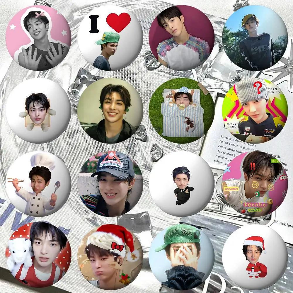 Cortis Keonho Badge…