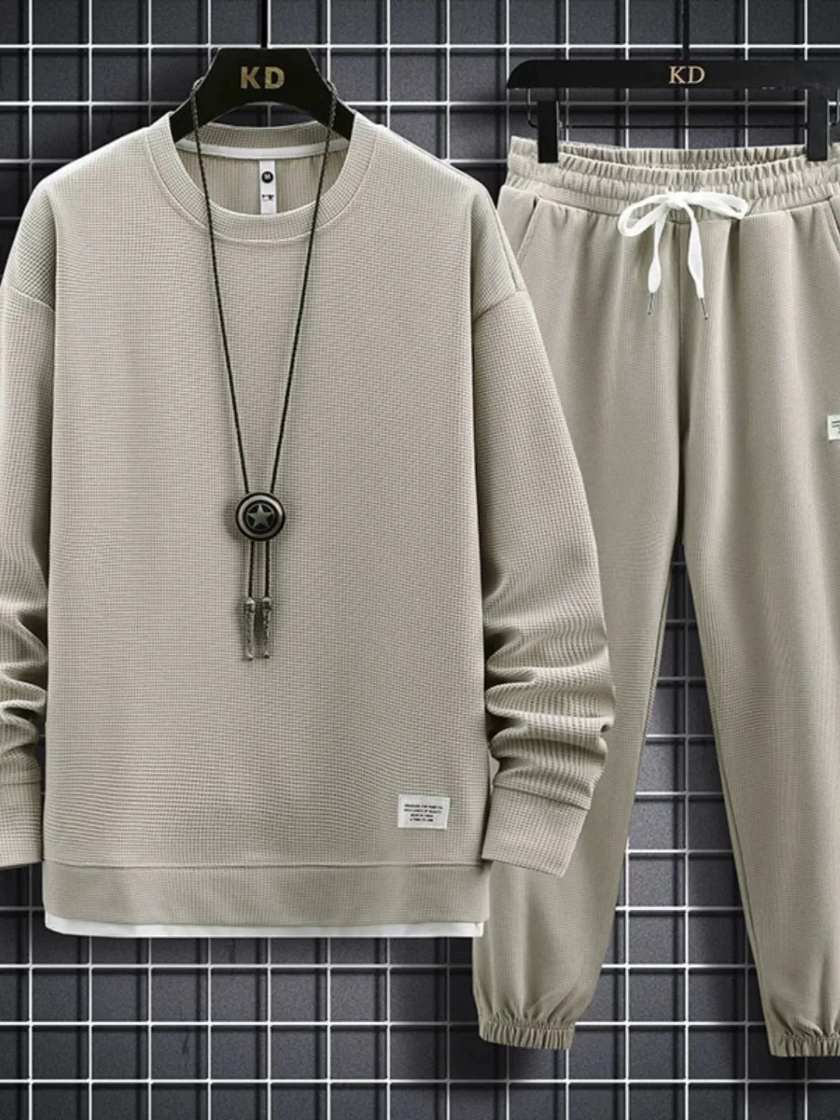 Men's Casual Sports Suit Fleece Lined Spring Autumn Winter Set Long Sleeve T-Shirt And Pants Polyester Fabric Adult Size