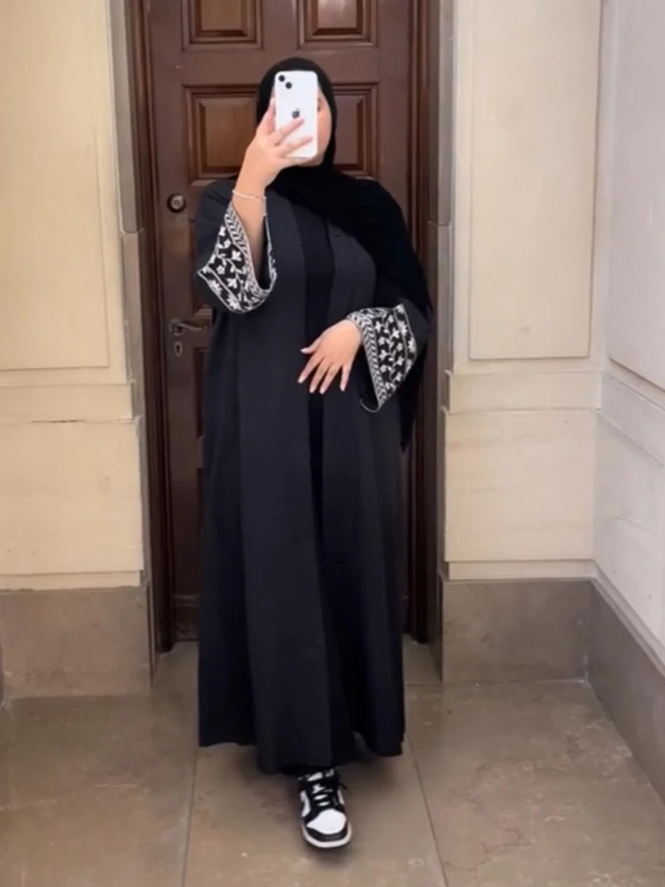 Embroidery Bat Sleeve Muslim Abaya for Women Eid Dress Morocco Ramadan black Abayas Kaftan Islam Cardigan Dubai Arab Long Robe