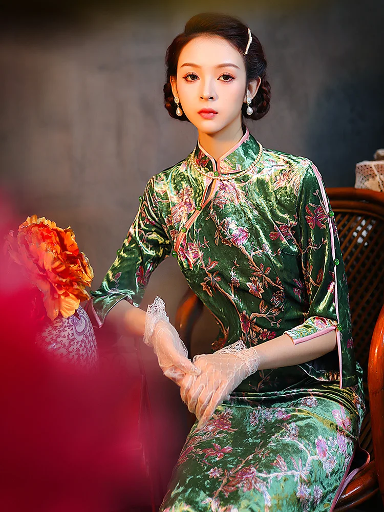 

Новое бархатное платье Aosphere 2023 года для молодых женщин, улучшенная версия, премиум-класса, миди, с цветочным узором и боковым разрезом