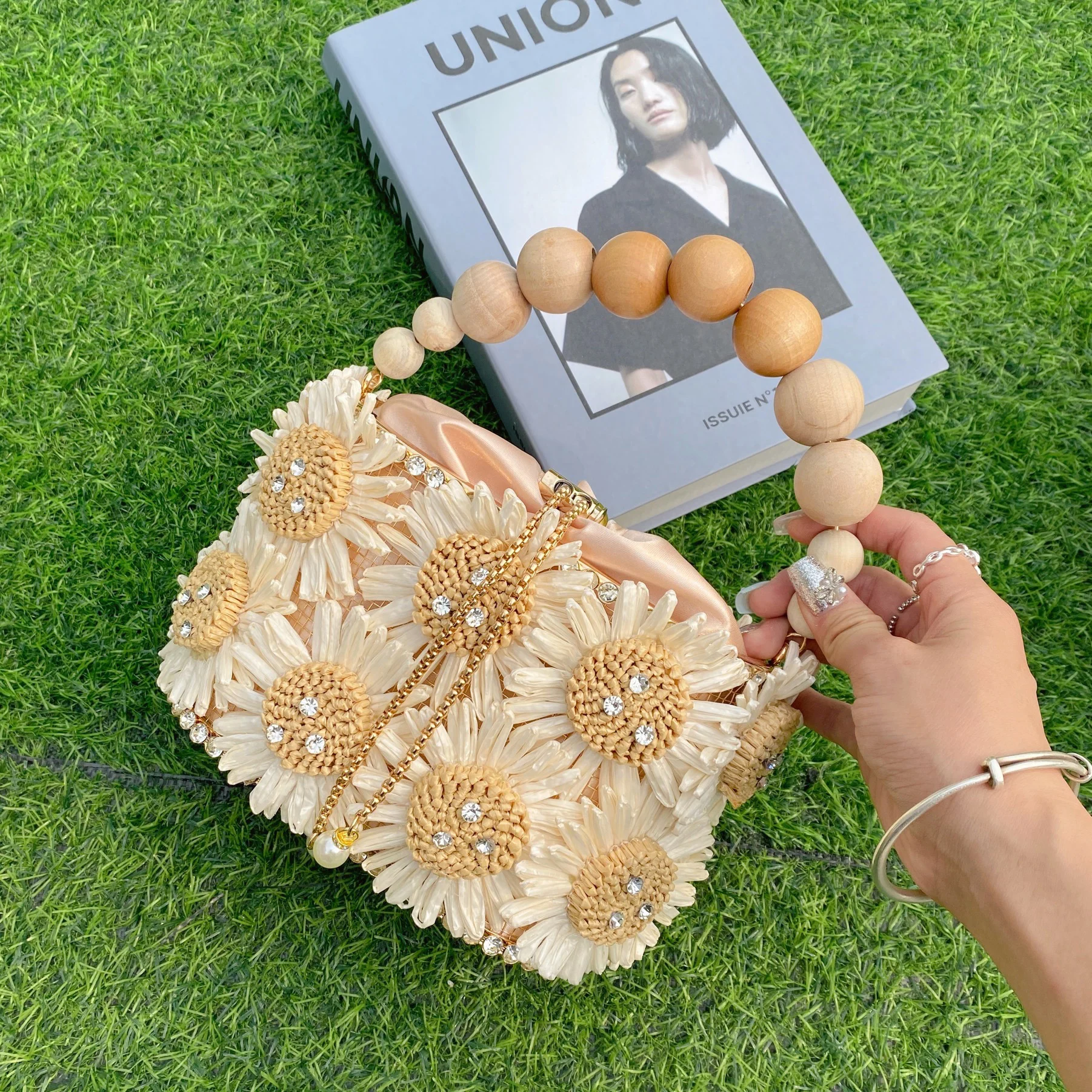 

Luxury Sunflower Metallic Box Bags for Women Handbag Birdcage Appliques Evening Bag Wooden Bead Handle Shoulder Crossbody Bag