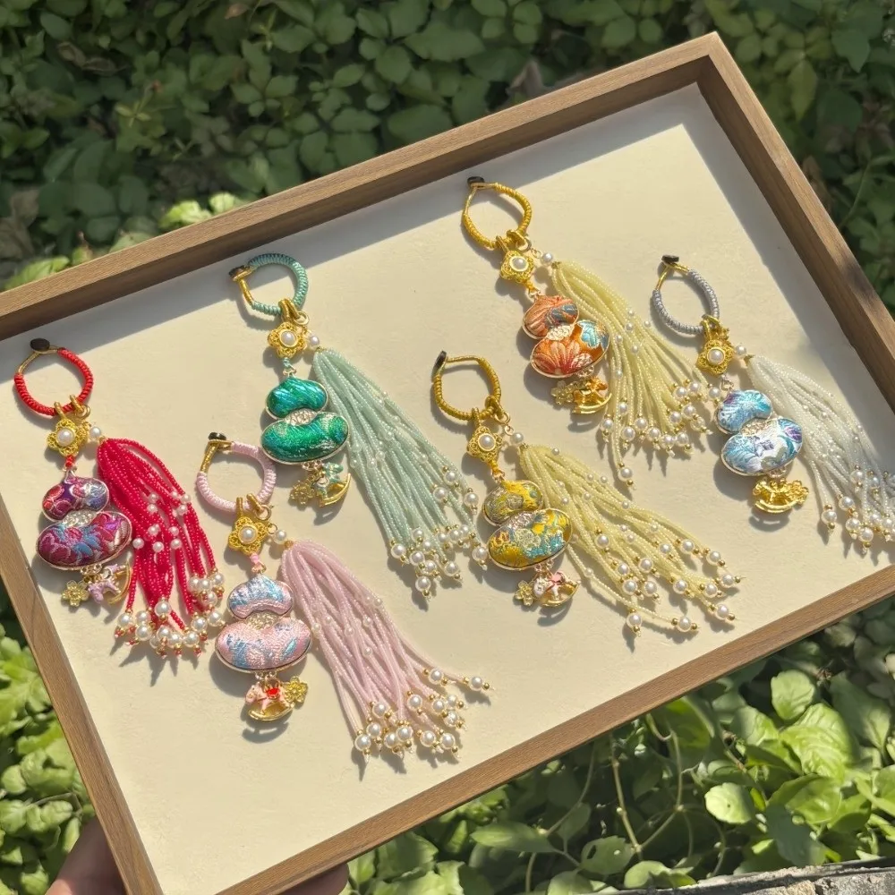 Luxury Brocade Gourd Pendant Beads Tassels Exquisite Chinese Traditional Key Chain Alloy Jewelry Embroidered Cat Key Ring