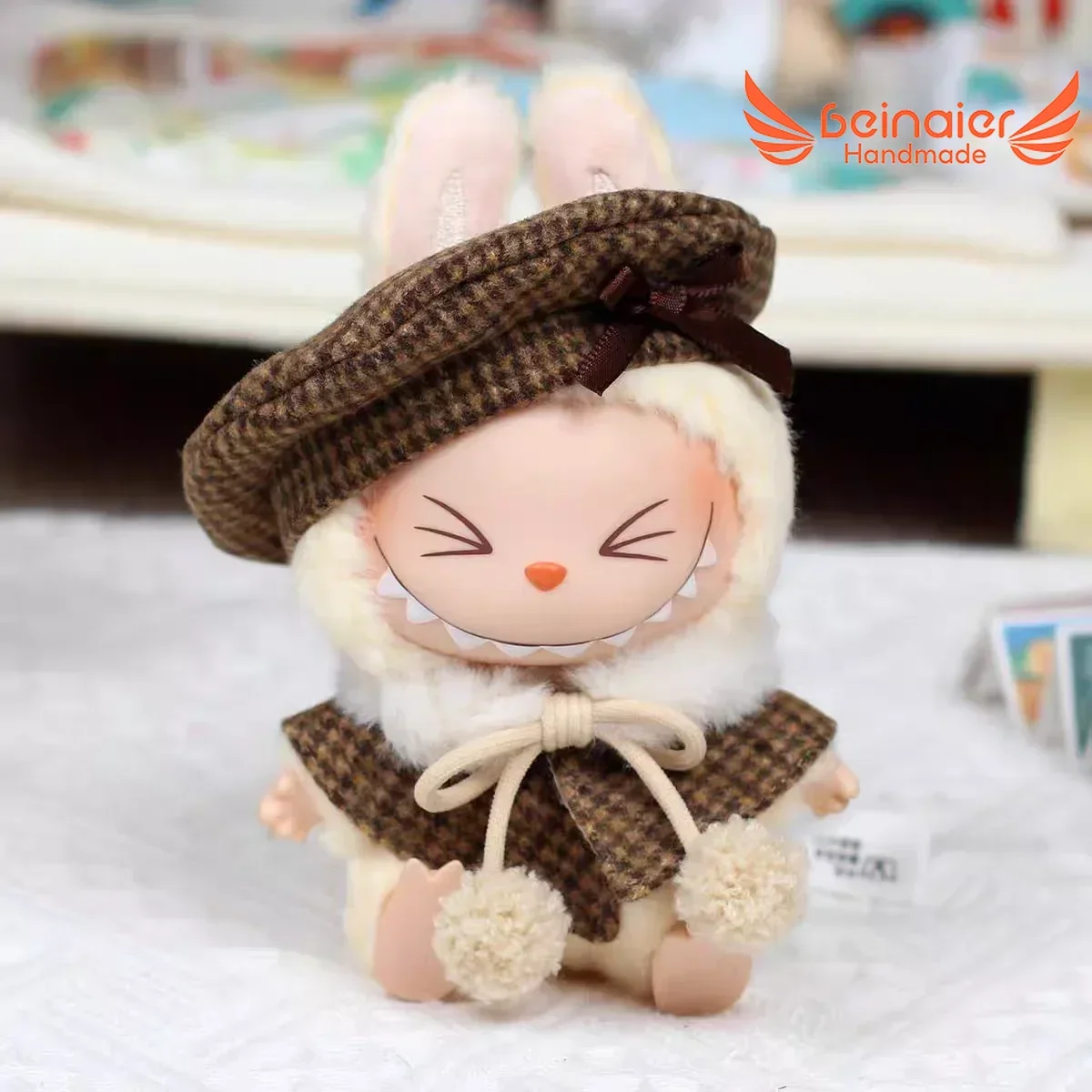 

Beinaier Handmade for Labubu V1 V2 Stylish Grid retro Cape With Beret Set Labubu Clothes Outfit Labubu Ropa Clothing Gift