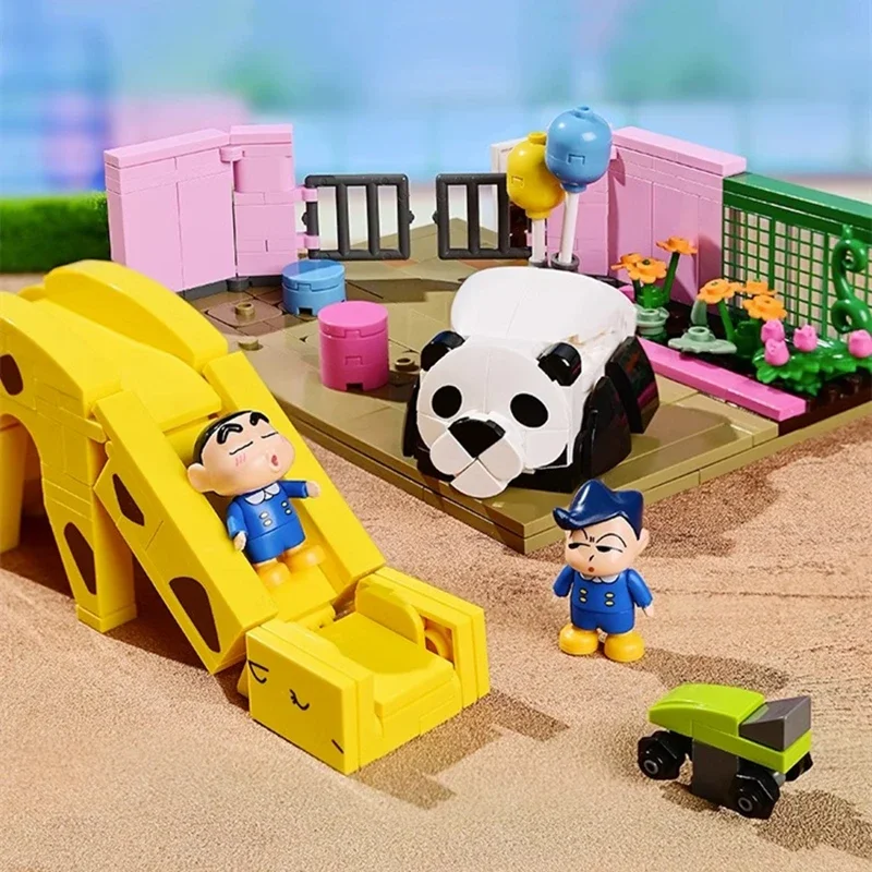 おもちゃ pipichan keeppley Crayon Shin-chan building block puzzle toy Kawaii model