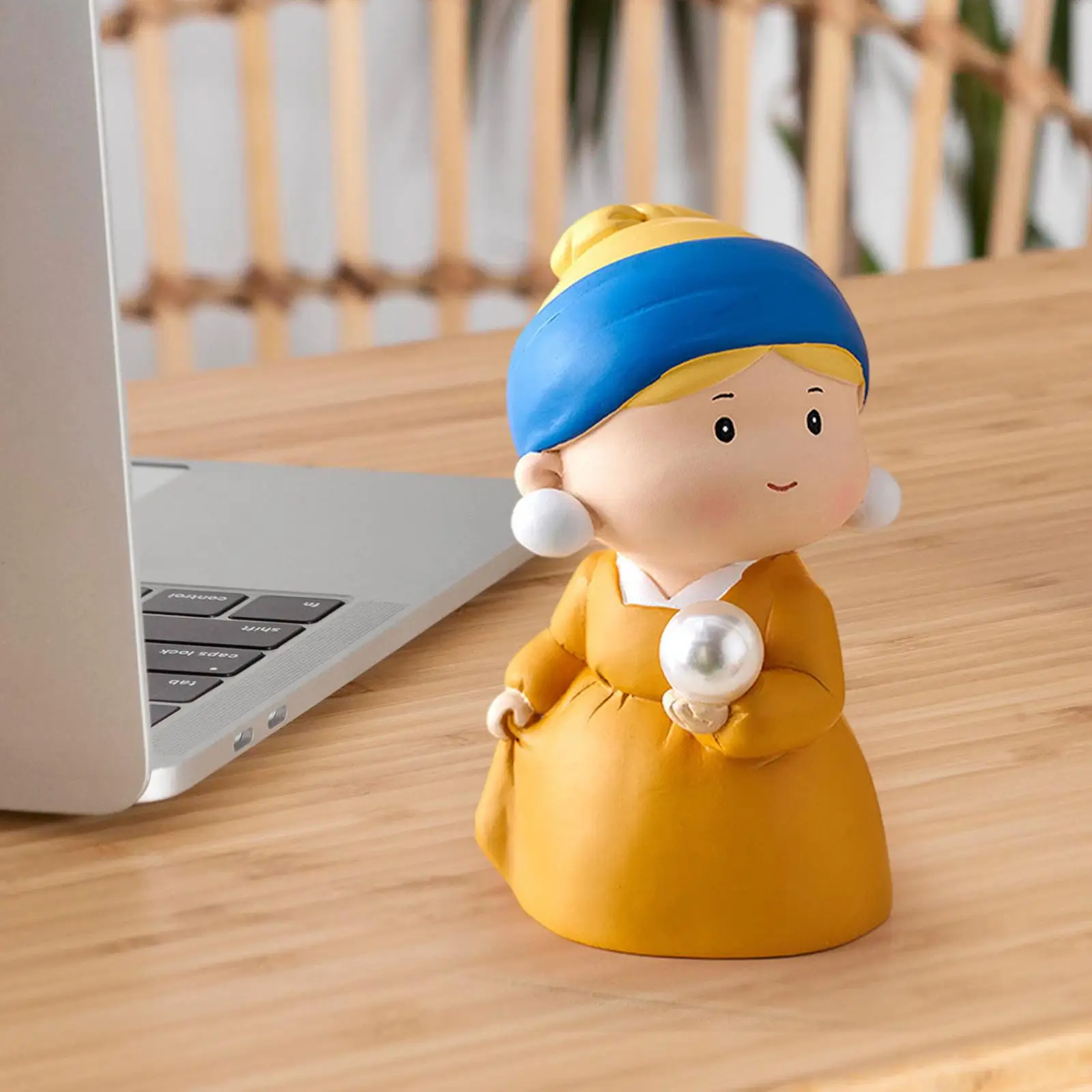 Cartoon Girl Figurine Resin Statue Adorable Girl Sculpture Table Decoration for Home Living Room Bedroom Bookshelf Decors