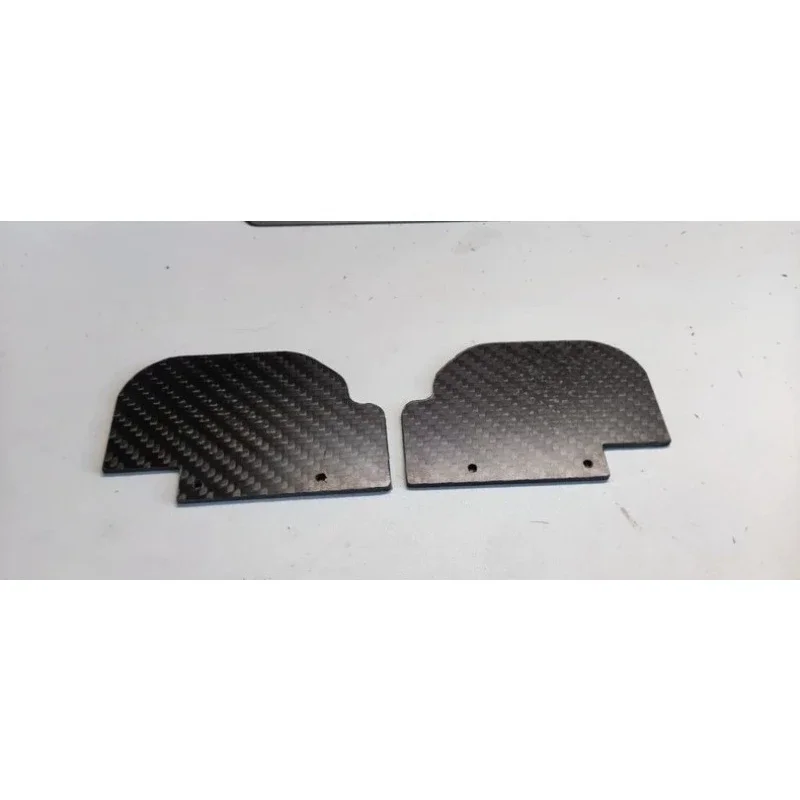 Rear Axle Carbon Fiber Stone Guard for ARRMA MOJAVE V3 1/7 4WD Desert Short Course Truck — CNC Cut, 2-Piece Set with Screws