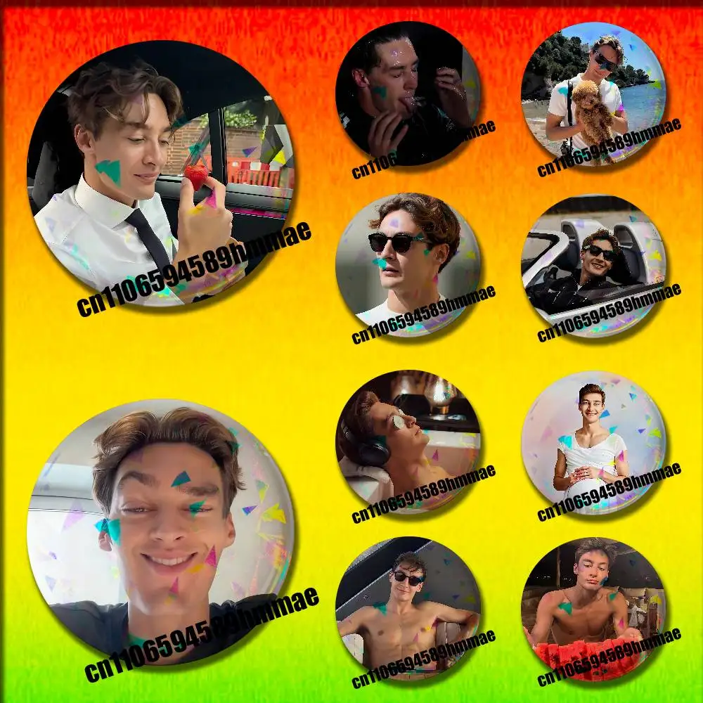 

For G-George Russell Britain Emblem Round Pins Insignia Badge Cover Brooch Button Hats Decoration 32mm