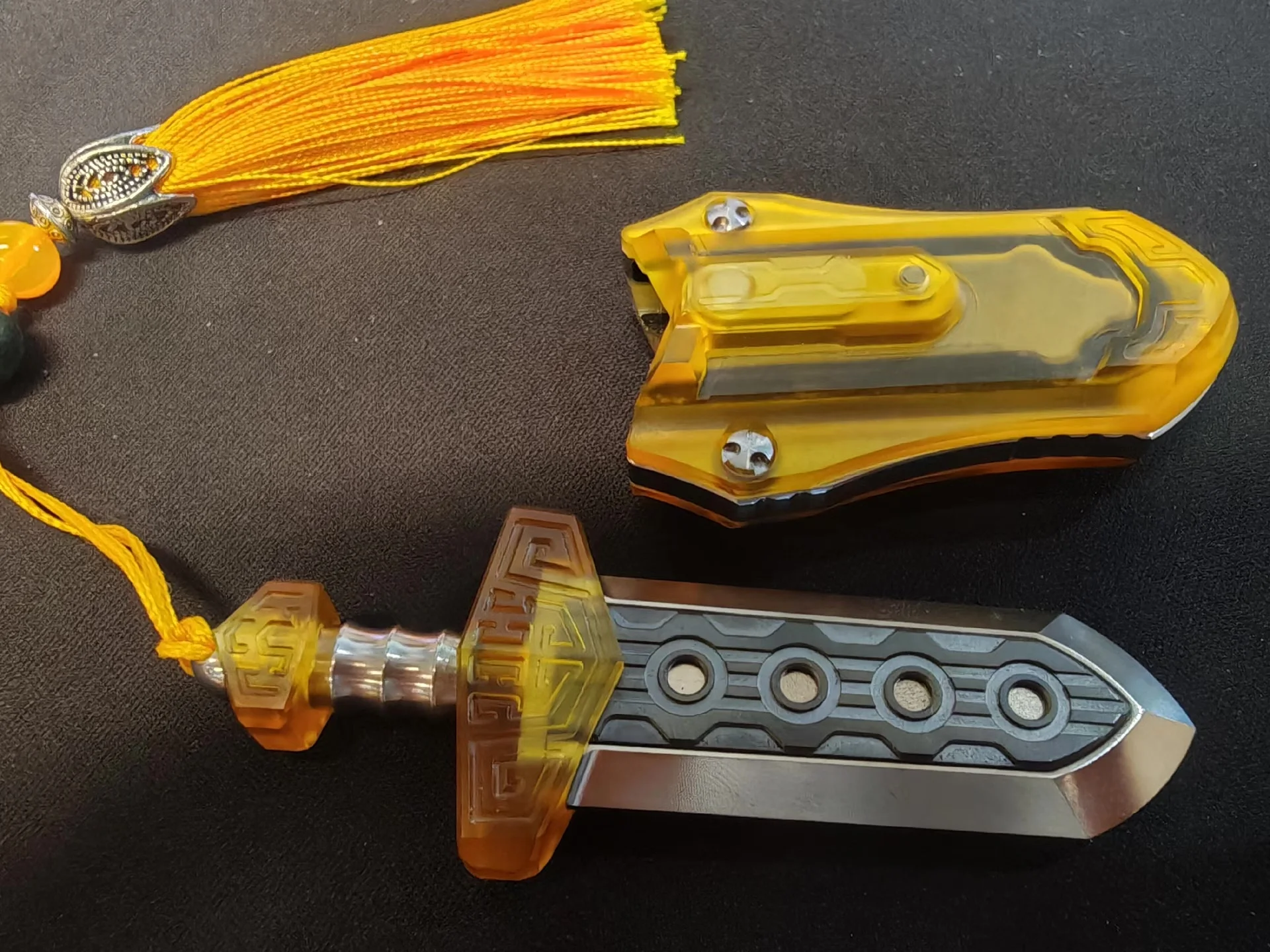 Used EDC Tai Ajian Edc To Play Wule Zhi Pei Tai Ajian Mechanical Push Card Edc Decompression Toy Tide