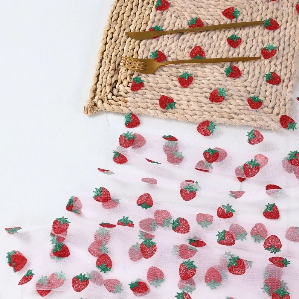 Portable Tulle Fabric Strawberry Mesh Table Runner Sweet Glitter Polyester Wedding Table Runner Princess Style Table Flag Party