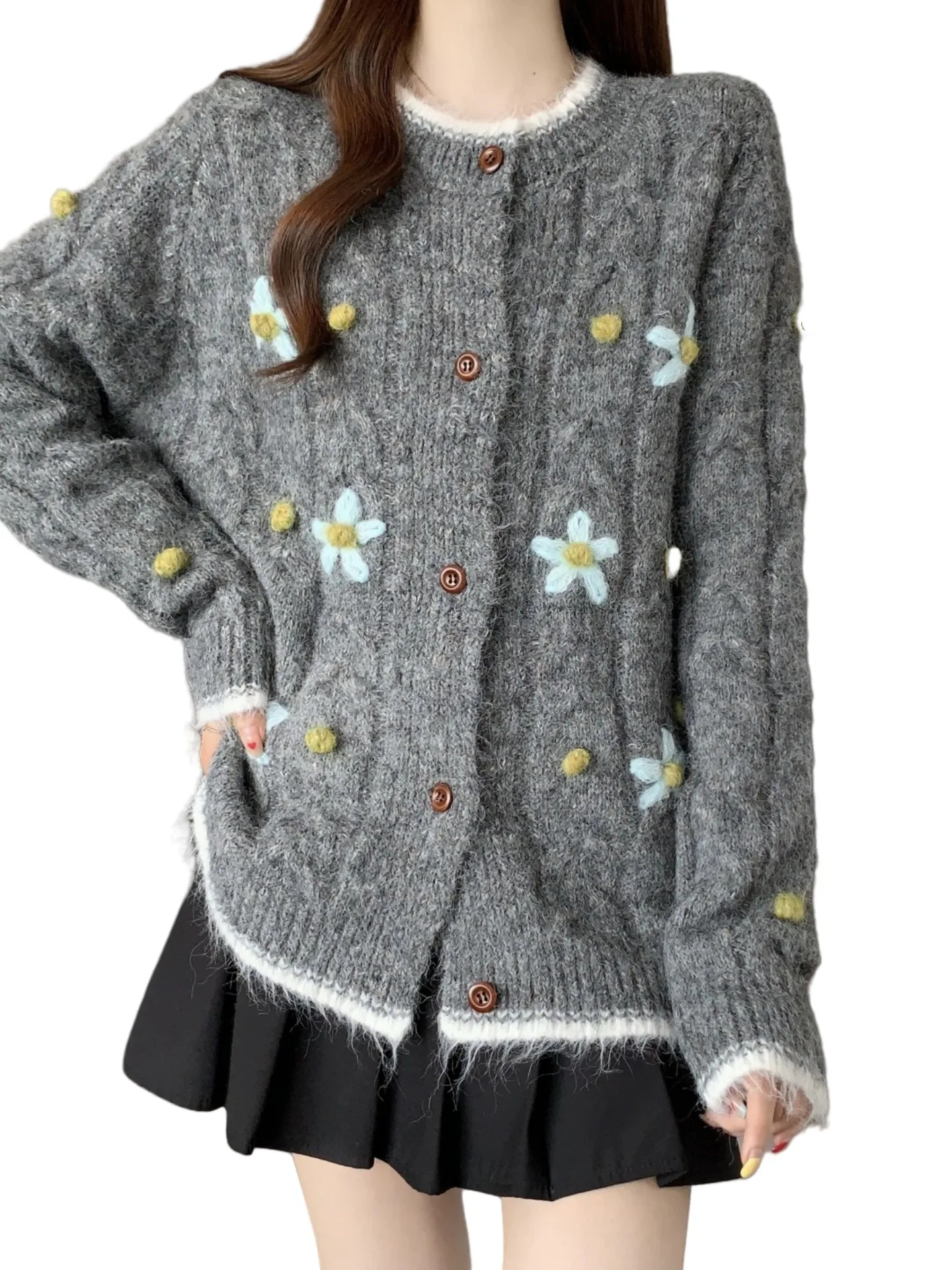 كارديجان نسائي منسوج بتطريز زهور ريترو لبداية الخريف، بأكمام طويلة وياقة مستديرة وتصميم فضفاض، مناسب لطالبات المدارس الثانوية