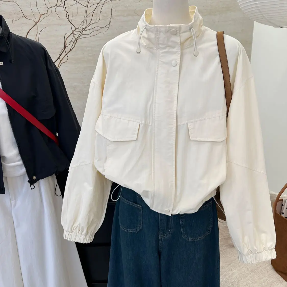 

2025 Spring And Autumn New Fashionable Loose Stand Up Collar Drawstring Jacket Women's Casual Jacket