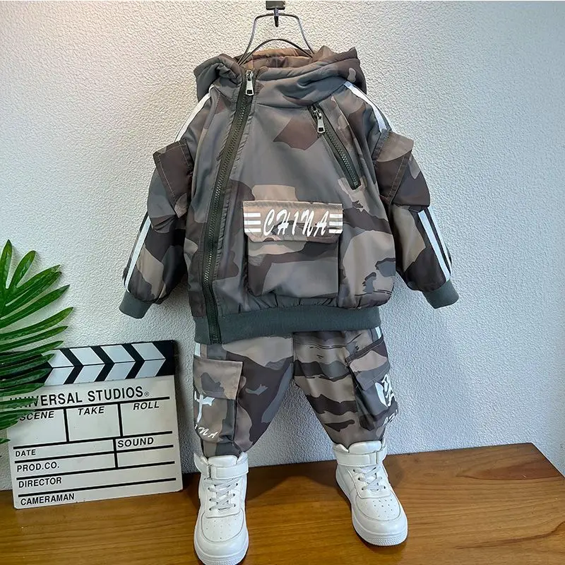 Children\'s Clothing Set Autumn and Winter New Boys\' Hooded Thickened Camo Sweater Pants 2-Piece Baby Casual Sports Set