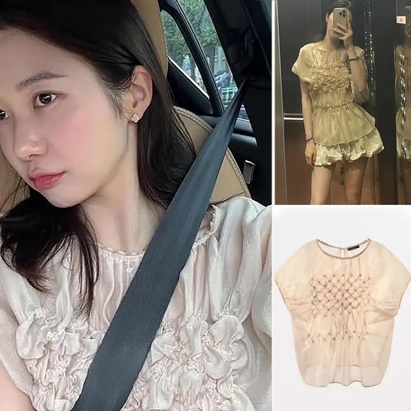 

Knot T Top with Embroidery Pleating Bule Decoration Flower Embroidery Spring Season Women's Faion
