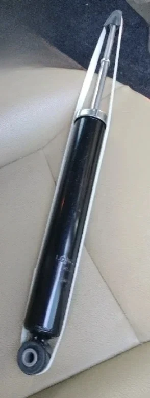 

Китайский фирменный задний левый и правый амортизатор для Ssangyong Rodius Stavic 2013–4530121200 45301-21200 4431021310 4530121310