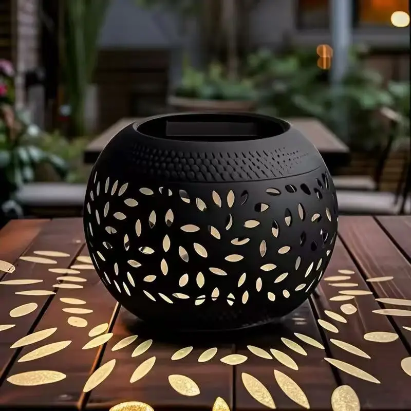 مصباح طاولة يعمل بالطاقة الشمسية في الهواء الطلق يعمل بالطاقة الشمسية، مصباح LED مجوف لسطح المكتب المعدني، فانوس مزخرف، مصباح حديقة الفناء، ضوء سطح المكتب