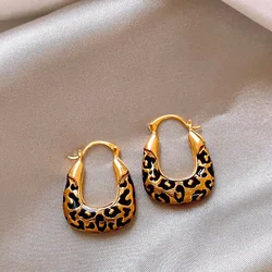 New design fashion jewelry 18K gold plated U-shaped leopard print black enamel earrings modern women daily work accessories
