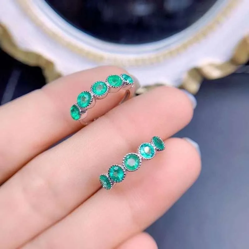 

YULEM 3mm*3mm Natural Emerald Stud Earrings for Party Solid 925 Silver Emerald Silver Earrings Brithday Gift for Woman