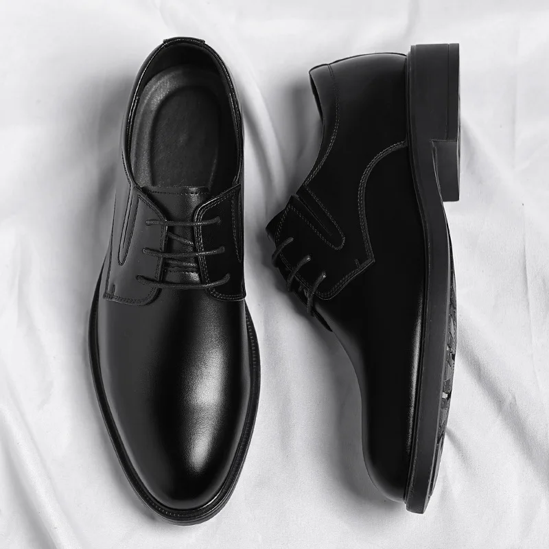 Zapatos de negocios formales de estilo británico para hombre, zapatos de cuero con plataforma informal, nuevo diseñador de moda, primavera y otoño, negro