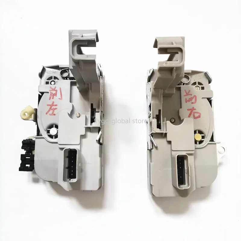 1pc It is suitable for SAIC MG3 new MG3 door lock block central locking , front and rear door opening assembly