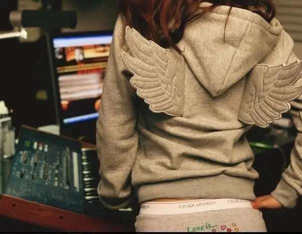 Y2k Street Grey Angel Wing Embroidered Hoodie Women Cute Kawaii Pullover Sweatshirt Wing Decoration Back Harajuku Loose Pullover