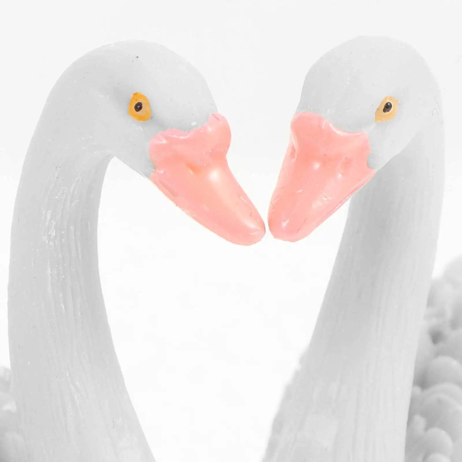 

2pcs Swan Figurines Resin High Simulation Garden Decor Outdoor Home Decoration Durable Small Animal Statues Safe
