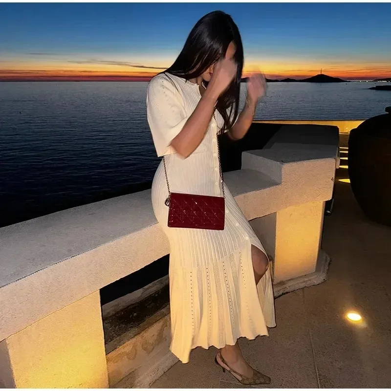 Robe en tricot boutonnée à manches évasées pour femmes, jupe mi-longue à manches courtes, à la mode, 2025