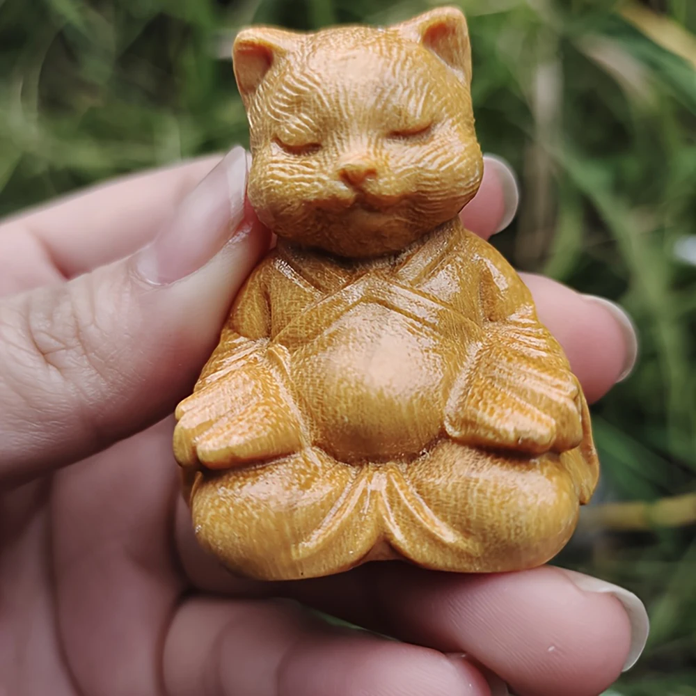 Figura de gato meditando con ojos cerrados, decoración para el hogar inspirada en el Zen, linda escultura de animal de madera, artesanía de tallado con patrones detallados, regalo de vacaciones y cumpleaños para seres queridos