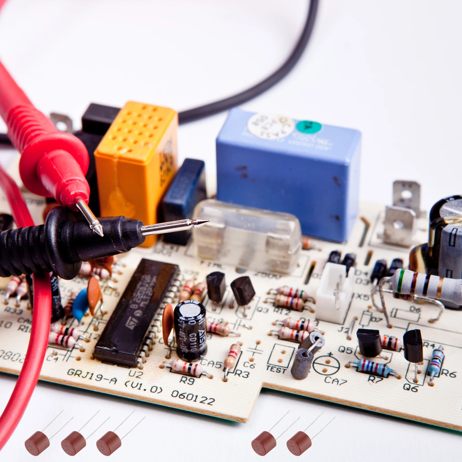 30 قطعة أسطواني DIP شنت مصغرة مستديرة ضربة بطيئة مايكرو فيوز لإصلاح الجزء الإلكتروني PCB LCD 1.6/2/2.5/3.15/4/5/8A 250 فولت