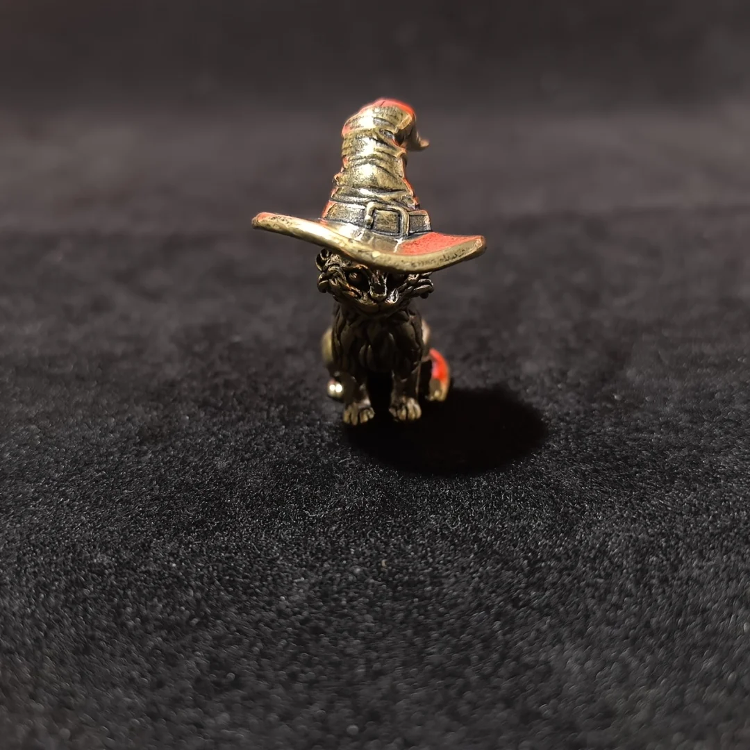 1 piece of vintage and exquisite brass magic cat, high quality handmade, multifunctional home and office decoration