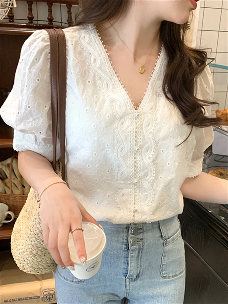 

Летний женский топ с V-образным вырезом и короткими рукавами-фонариками, свободный, скрывающий живот, из шифона, модный, легкий, в стиле Maturi