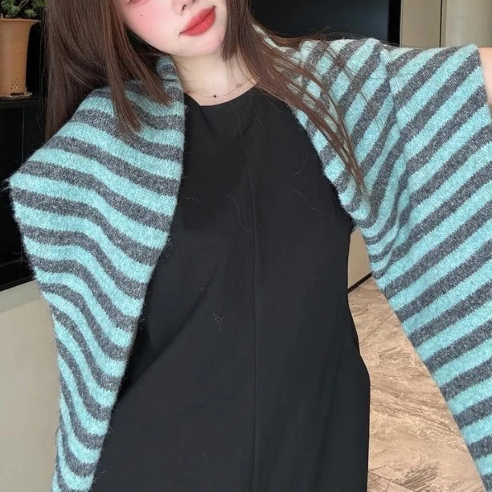 Simple Korean Style Striped Scarf Plush Cashmere Knitted Triangle Scarf Thickened Neck Warmer Cape Wraps Autumn Winter