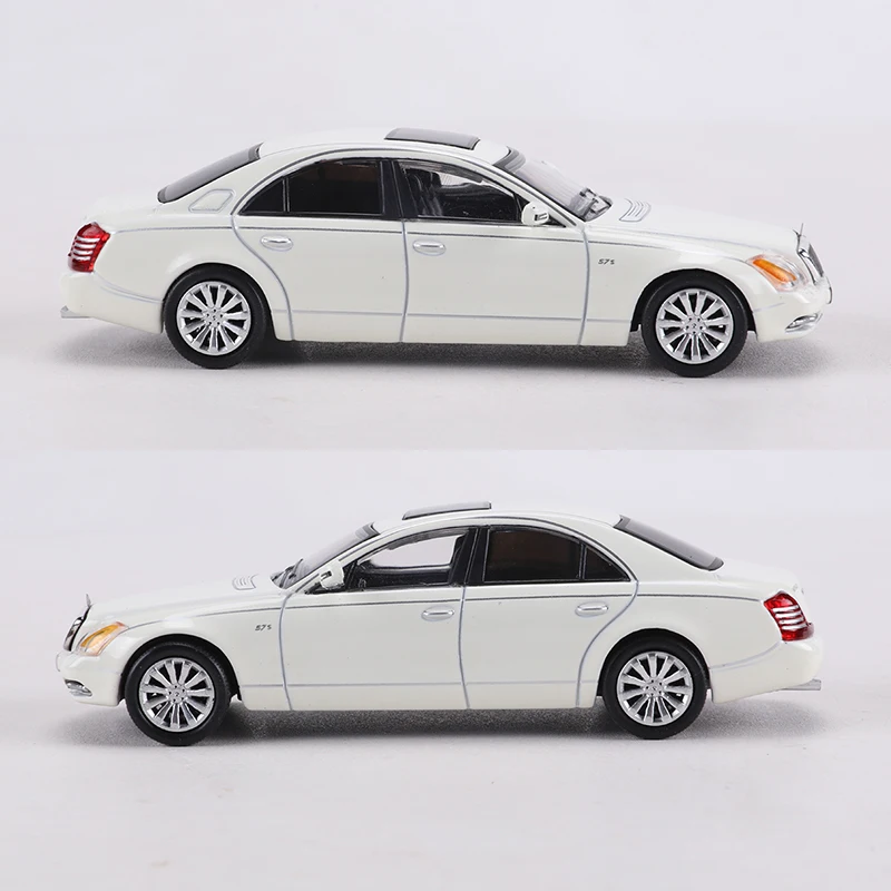 SHADOW 1:64 Maybach 57S Alloy Model Car Toy collection view 3