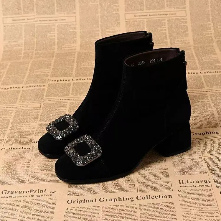 

Leather suede short boots 2026 autumn and winter new item frosted suede fashion square toe thick boots