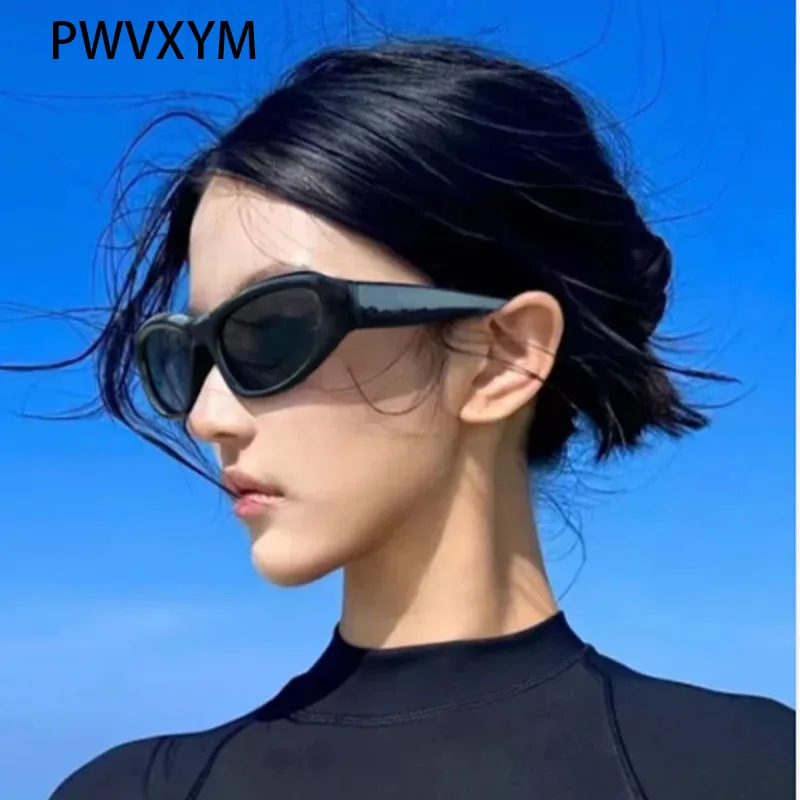 New Y2K Sports Punk Óculos De Sol Mulheres Brand Designer Oval Goggle Homens Óculos De Sol De Luxo UV400 Colorido Espelho Moda Eyewear