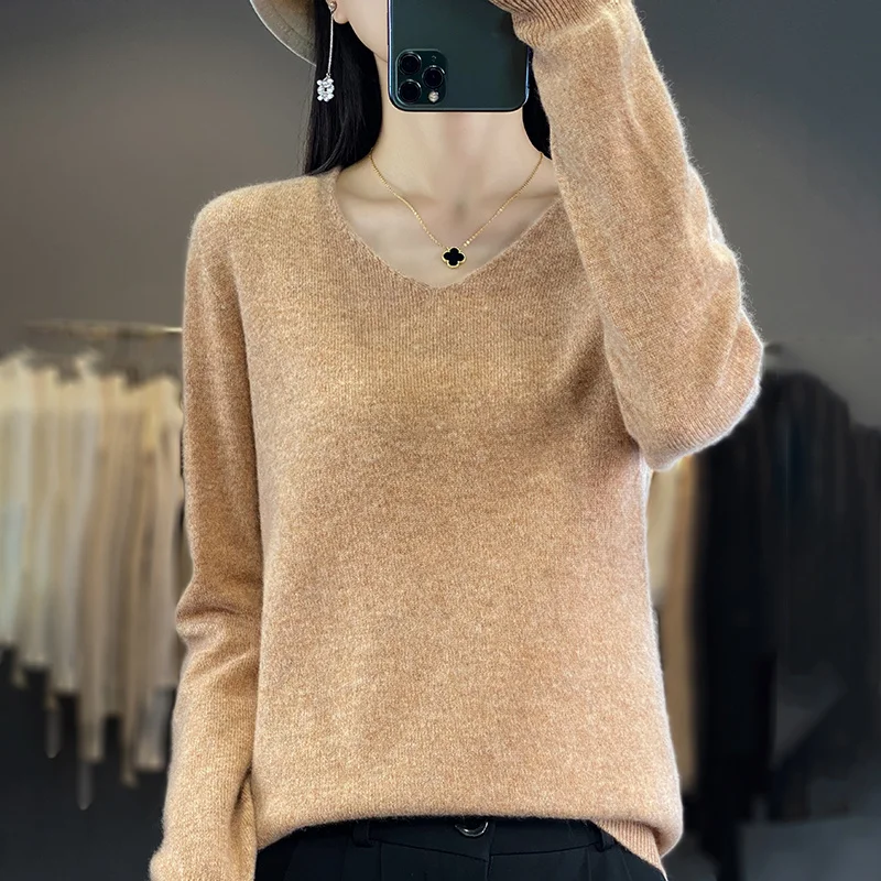 New 100% Pure Wool Long-Sleeved V-Neck Sweater For Women In Autumn And Winter Loose Pullover Knitted Bottoming Shirt