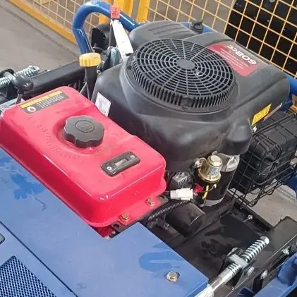 جزازة العشب عن بعد روبوت قاطع العشب 24 فولت الجهد اليورو الخامس معايير الانبعاثات جزازة قابلة للتخصيص CE معتمدة