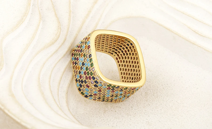Nidin Neue trendige quadratische Form eingelegte Kristall-Zirkon-Ringe für Frauen und Männer, 5 Farben zur Auswahl, Hip-Hop-Stil, Fingerschmuck, schicke Geschenke – Detail 7