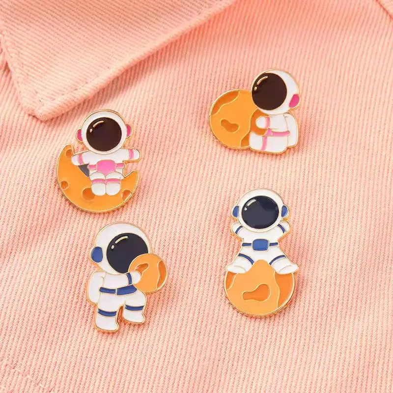 

Astronaut Enamel Pins Moon Badges Planet Brooches Travel Space Lover Cartoon Lapel Backpack hat Jewelry Gifts Women Wholesale