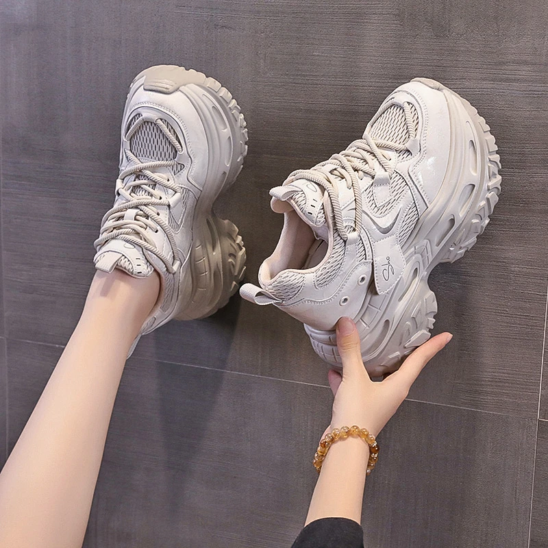 

2025 New 10cm Women's Dad Shoes New Style Small Thick-Soled Inner Height-Increasing Women's Shoes Versatile Hollow Mesh Sandals