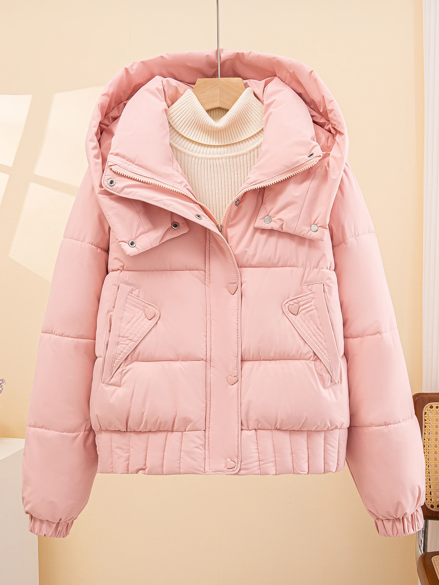 

Корейская короткая пуховая куртка для женщин, утепленное хлопковое пальто с капюшоном, зимняя верхняя одежда, модная и стильная, для невысоких.