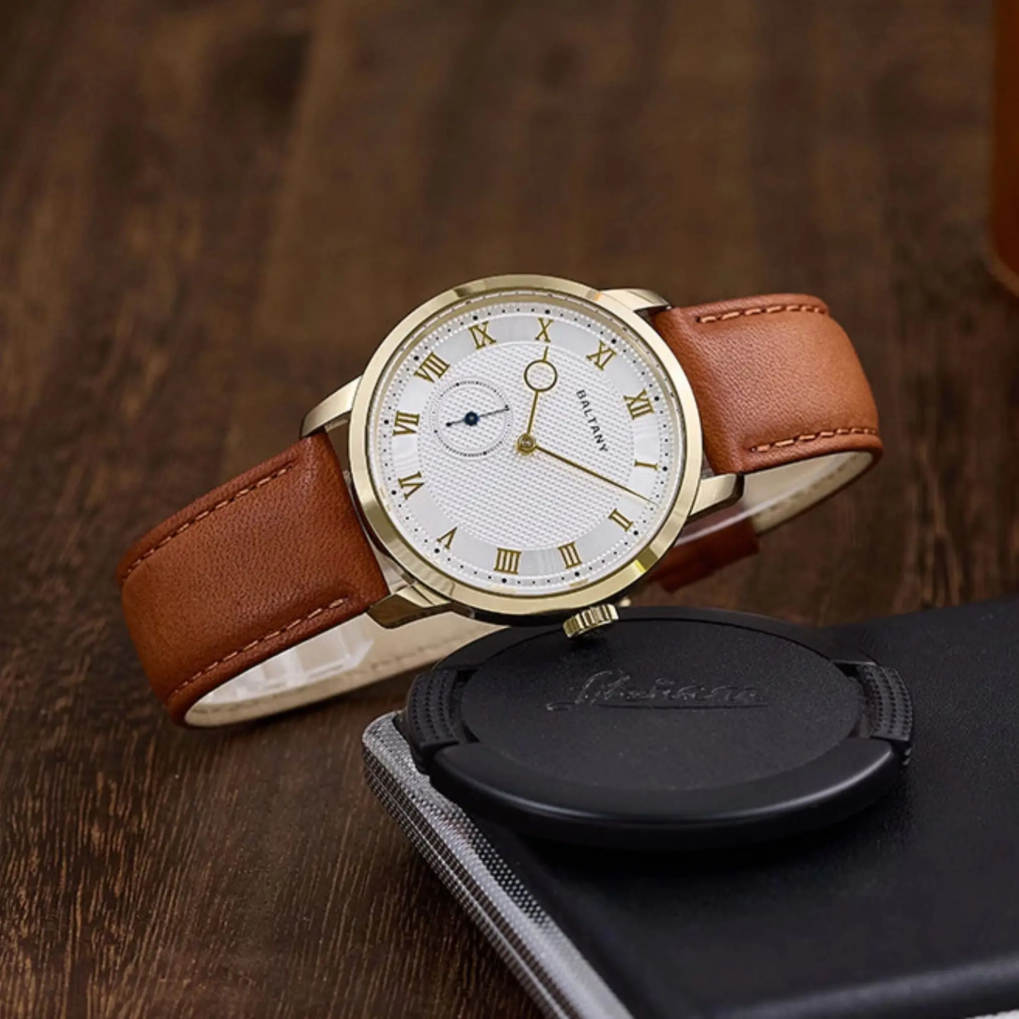 Baltany Men Automatic Watch Pilot 38mm Mechanical Wristwatch Sapphire Mirror 50m Waterproof Hangzhou5000 Micro Rotor