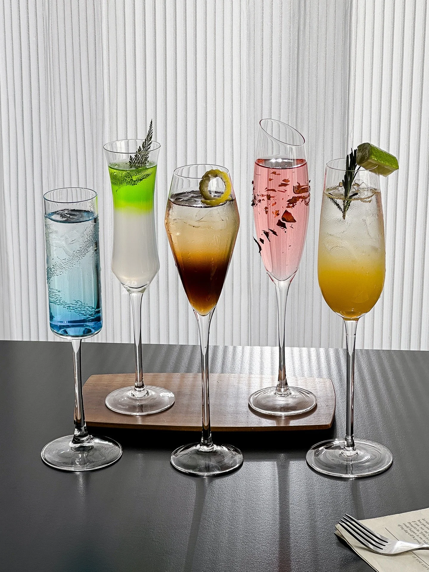 مجموعة أكواب شمبانيا إبداعية م - مراجعة Highball Glass Set وسعره